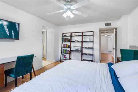 Condominio en venta en North Lauderdale, Florida, 2 dormitorios, 125.42 m2 № 868502 - foto 16