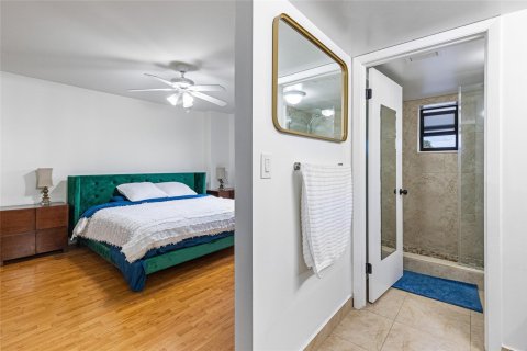 Condominio en venta en North Lauderdale, Florida, 2 dormitorios, 125.42 m2 № 868502 - foto 11