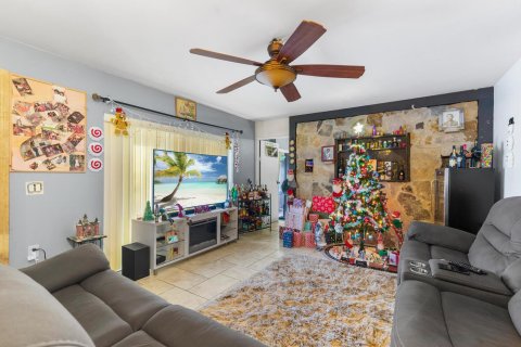 Condo in West Palm Beach, Florida, 3 bedrooms  № 868529 - photo 22