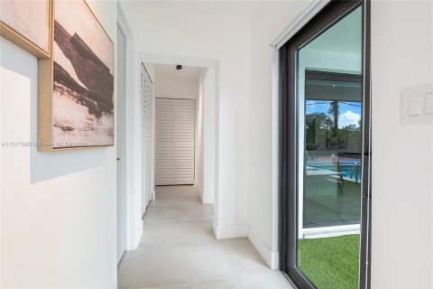 Casa en venta en Cutler Bay, Florida, 5 dormitorios, 154.22 m2 № 972162 - foto 23