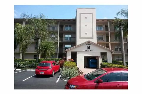 Copropriété à vendre à Pembroke Pines, Floride: 1 chambre, 98.94 m2 № 1139268 - photo 16