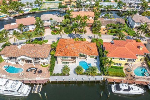 Villa ou maison à vendre à Lighthouse Point, Floride: 4 chambres, 329.52 m2 № 1139322 - photo 7