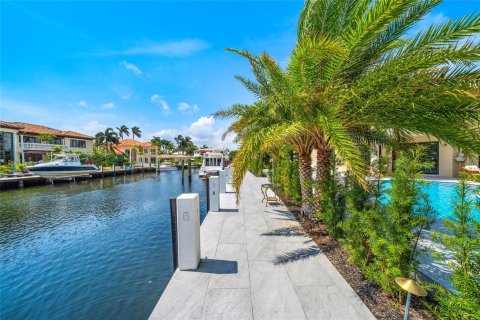 Villa ou maison à vendre à Lighthouse Point, Floride: 4 chambres, 329.52 m2 № 1139322 - photo 27