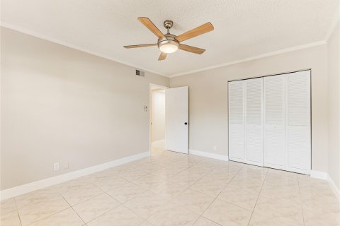 Copropriété à vendre à Tamarac, Floride: 2 chambres, 119.47 m2 № 1102355 - photo 28