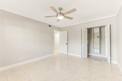 Copropriété à vendre à Tamarac, Floride: 2 chambres, 119.47 m2 № 1102355 - photo 25