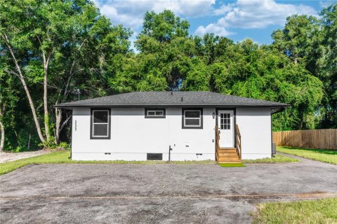 Villa ou maison à vendre à DeLand, Floride: 2 chambres, 72.56 m2 № 1350989 - photo 1