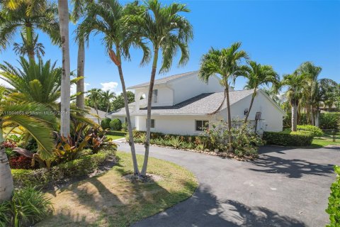 Villa ou maison à vendre à Cutler Bay, Floride: 7 chambres, 345.41 m2 № 1187451 - photo 5