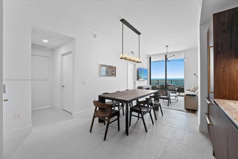 Copropriété à vendre à Miami, Floride: 3 chambres, 127.55 m2 № 1347581 - photo 2