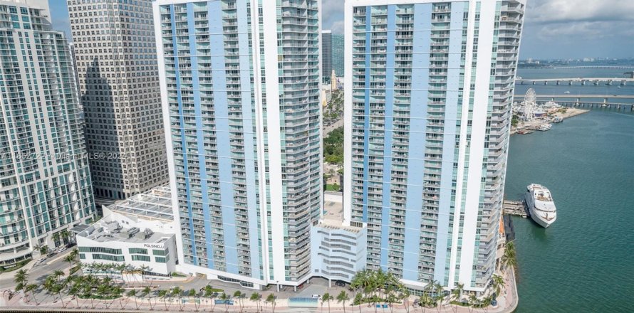 Condo in Miami, Florida, 1 bedroom  № 1347580