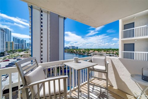 Copropriété à vendre à Hollywood, Floride: 2 chambres, 119.57 m2 № 1310303 - photo 30