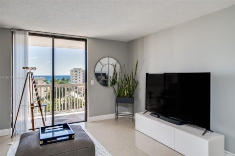 Condominio en venta en Hollywood, Florida, 2 dormitorios, 119.57 m2 № 1310303 - foto 9