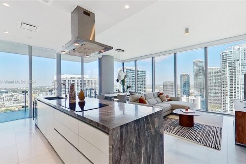 Copropriété à vendre à Miami, Floride: 2 chambres, 102.66 m2 № 1402816 - photo 7