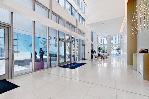 Copropriété à vendre à Miami, Floride: 2 chambres, 102.66 m2 № 1402816 - photo 25