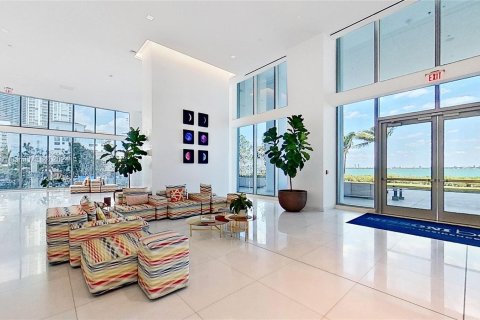 Copropriété à vendre à Miami, Floride: 2 chambres, 102.66 m2 № 1402816 - photo 27