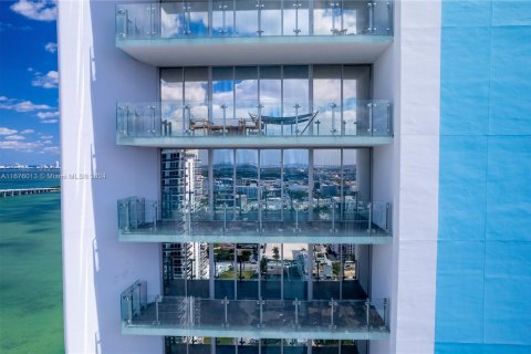 Copropriété à vendre à Miami, Floride: 2 chambres, 102.66 m2 № 1402816 - photo 5