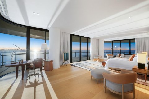 Condominio en venta en Miami Beach, Florida, 6 dormitorios, 592.72 m2 № 1402886 - foto 21