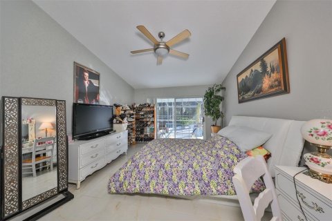 Villa ou maison à vendre à Tampa, Floride: 3 chambres, 147.9 m2 № 1342977 - photo 18