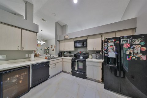 Villa ou maison à vendre à Tampa, Floride: 3 chambres, 147.9 m2 № 1342977 - photo 10