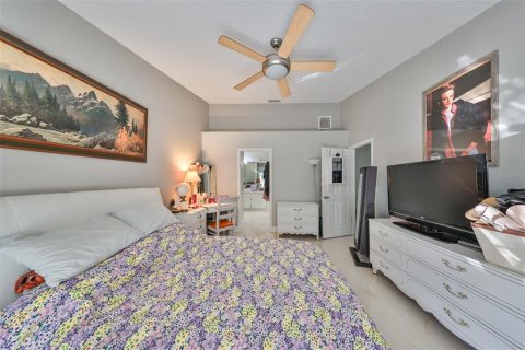 Villa ou maison à vendre à Tampa, Floride: 3 chambres, 147.9 m2 № 1342977 - photo 20