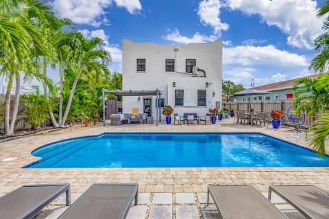 Villa ou maison à vendre à Lake Worth, Floride: 4 chambres, 160.91 m2 № 740230 - photo 4