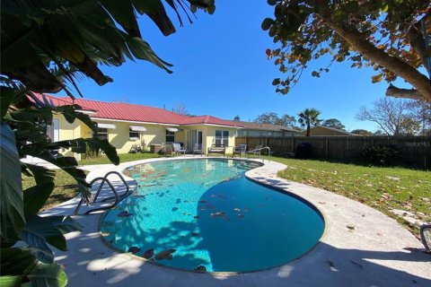 Villa ou maison à vendre à Edgewater, Floride: 4 chambres, 137.5 m2 № 262225 - photo 21