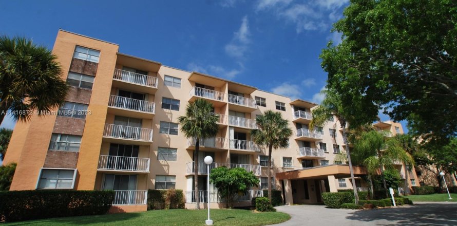 Condo in West Palm Beach, Florida, 1 bedroom  № 612222