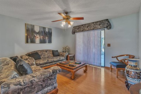 Casa en venta en Kissimmee, Florida, 3 dormitorios, 221.85 m2 № 1253506 - foto 11