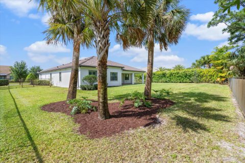 Casa en venta en Palm City, Florida, 4 dormitorios, 286.98 m2 № 1116734 - foto 16