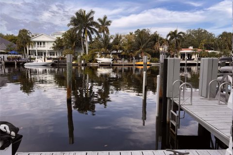 Condo in Fort Lauderdale, Florida, 4 bedrooms  № 1116886 - photo 2