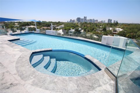 Condo in Fort Lauderdale, Florida, 4 bedrooms  № 1116886 - photo 7