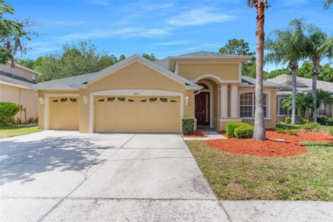 House in Land O' Lakes, Florida 4 bedrooms, 264.68 sq.m. № 1122724 - photo 3