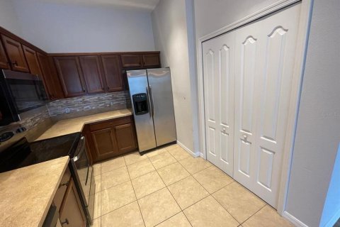 Condo in Orlando, Florida, 2 bedrooms  № 1340588 - photo 14