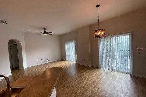 Condo in Orlando, Florida, 2 bedrooms  № 1340588 - photo 6