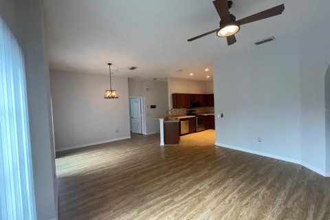 Condominio en alquiler en Orlando, Florida, 2 dormitorios, 111.48 m2 № 1340588 - foto 10