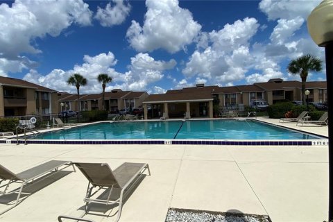 Copropriété à louer à Orlando, Floride: 2 chambres, 97.36 m2 № 1340236 - photo 16