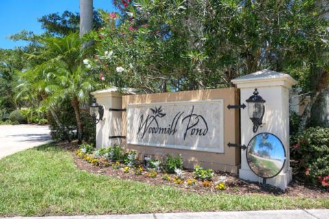 Townhouse in Stuart, Florida 3 bedrooms, 209.59 sq.m. № 1225764 - photo 6