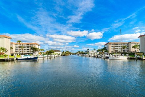 Condo in Delray Beach, Florida, 1 bedroom  № 1225762 - photo 5