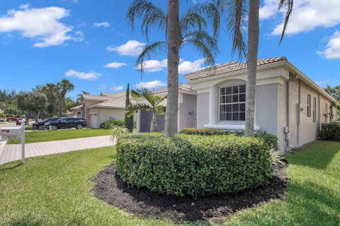 Villa ou maison à vendre à Lake Worth, Floride: 4 chambres, 204.57 m2 № 1228468 - photo 2