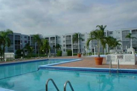 Condominio en venta en Dania Beach, Florida, 1 dormitorio, 78.97 m2 № 1221504 - foto 14