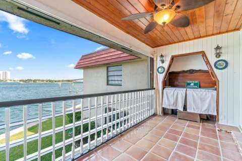 Condominio en venta en Riviera Beach, Florida, 1 dormitorio, 73.86 m2 № 1098699 - foto 22