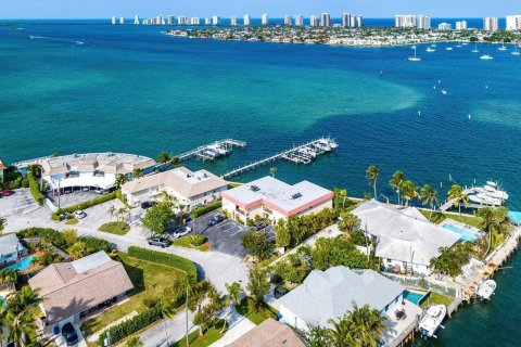 Condominio en venta en Riviera Beach, Florida, 1 dormitorio, 73.86 m2 № 1098699 - foto 12