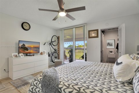 Condo in Margate, Florida, 2 bedrooms  № 1098181 - photo 17