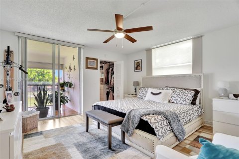 Condo in Margate, Florida, 2 bedrooms  № 1098181 - photo 16