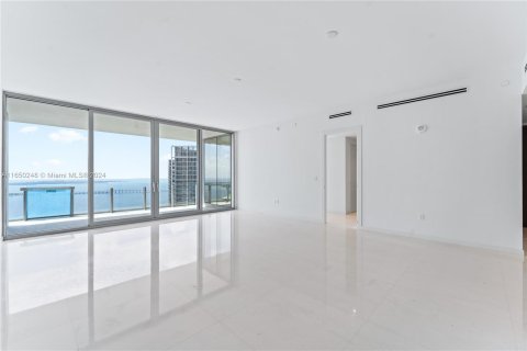 Copropriété à louer à Miami, Floride: 3 chambres, 285.95 m2 № 1332348 - photo 5