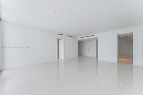 Copropriété à louer à Miami, Floride: 3 chambres, 285.95 m2 № 1332348 - photo 18