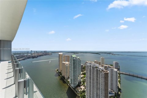 Condo in Miami, Florida, 3 bedrooms  № 1332348 - photo 8