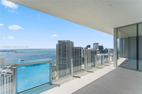 Copropriété à louer à Miami, Floride: 3 chambres, 285.95 m2 № 1332348 - photo 7