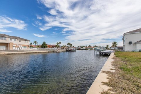 Land in New Port Richey, Florida № 934915 - photo 26