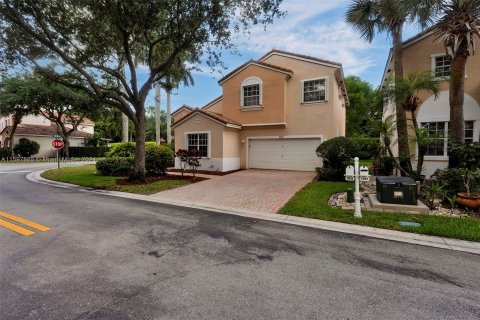 Villa ou maison à vendre à Pembroke Pines, Floride: 3 chambres, 180.04 m2 № 1206134 - photo 4