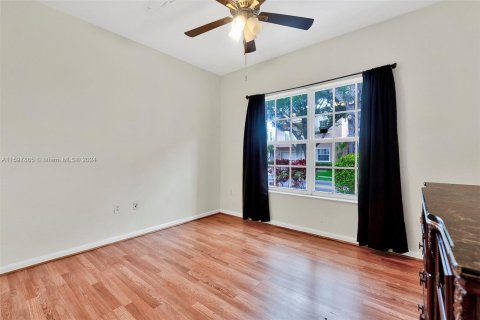 Casa en venta en Pembroke Pines, Florida, 3 dormitorios, 180.04 m2 № 1206134 - foto 8